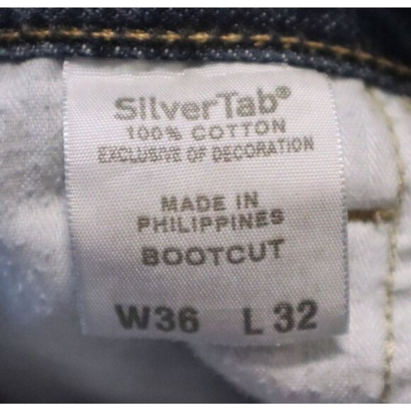 Levi’s SilverTab Bootcut 36x32 Blue Denim Jeans Faded Y2K streetwear - Picture 2 of 10